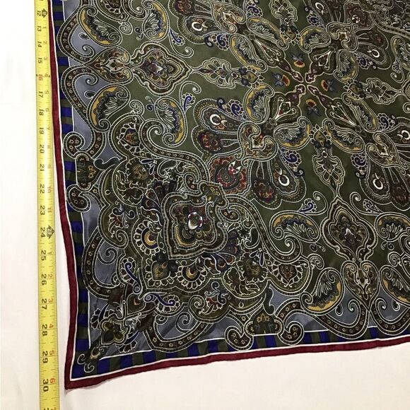 Oscar De La Renta Green Satin Blend Square Scarf 30” X 30” Vintage - Picture 5 of 6